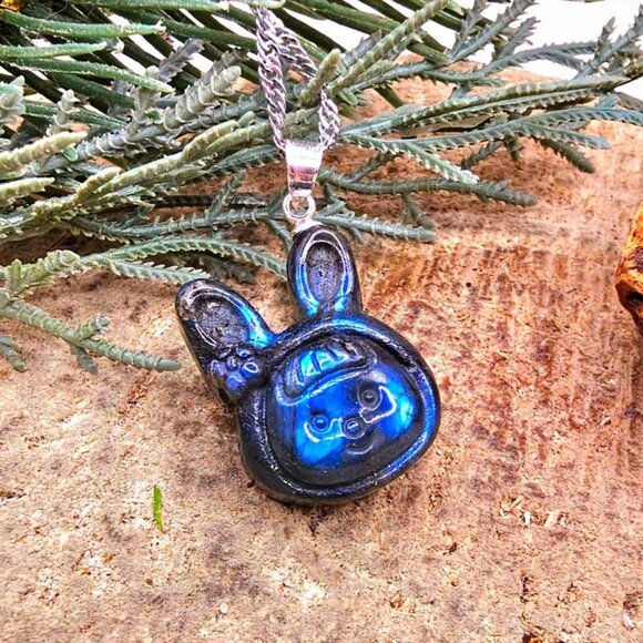 Nature Labradorite Carved Flashy Cute Rabbit Girl Pendant Necklace - Picture 3 of 10